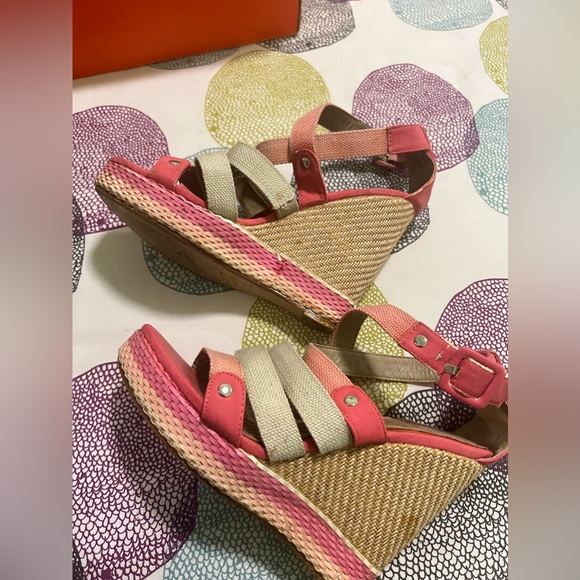 Nice platforms - Picture 2 of 5